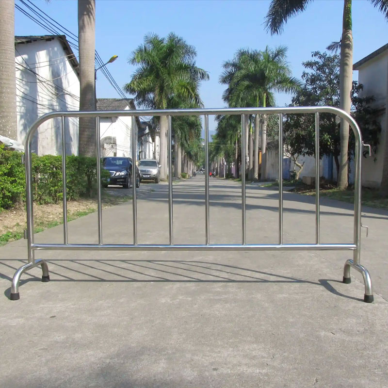 1.2x2m 不锈钢铁马护栏